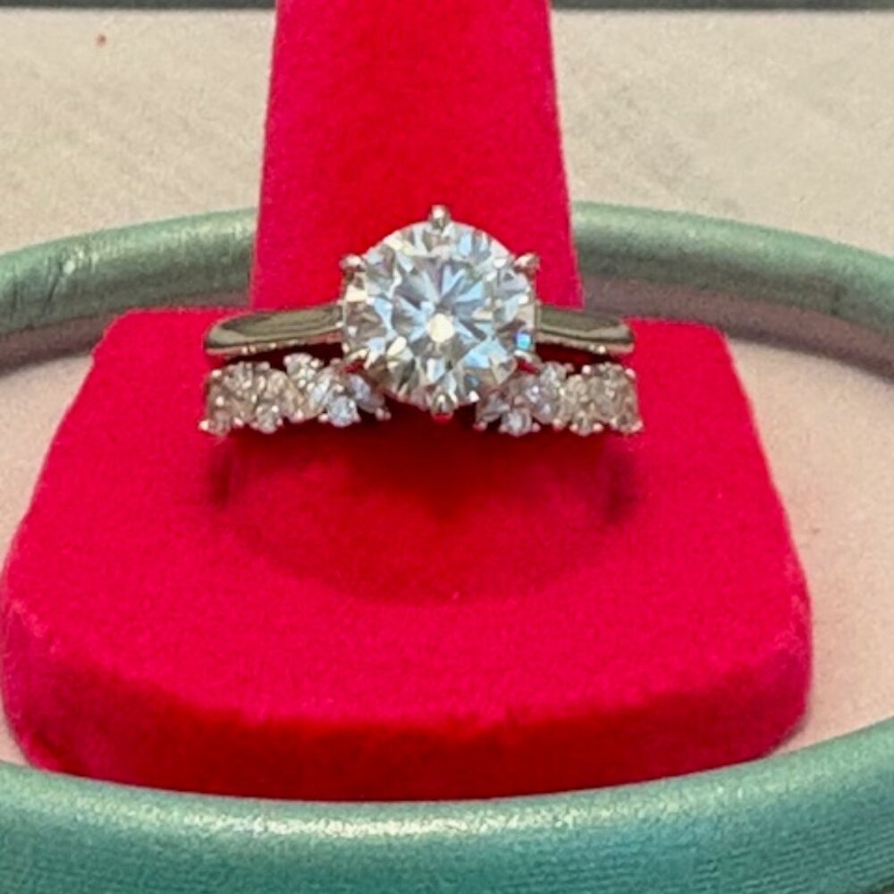 2 in 1 Set Moissanite Ring 6-9 ctw Size 8